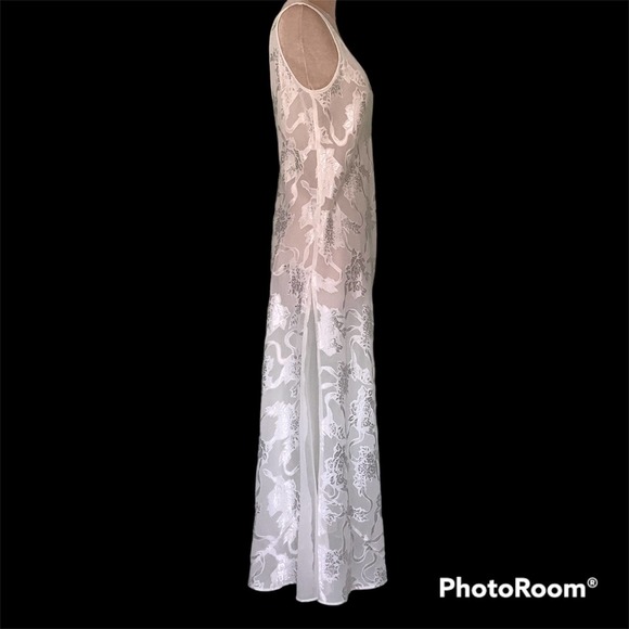 Vintage Victoria’s Secret Gold Label 2 Piece Sheer White Bias Gown & Top Set - Picture 8 of 16